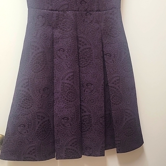 NEW - BANANA REPUBLIC DARK PURPLE DAMASK DRESS (sz 0) - Picture 4 of 8
